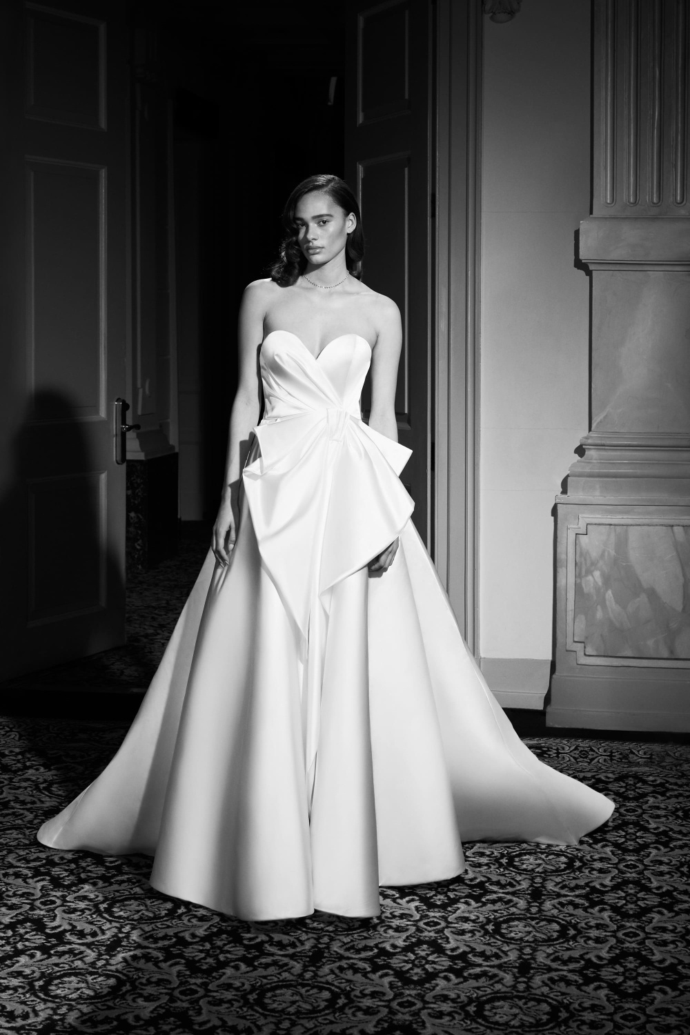 Фото. Свадебная коллекция Viktor & Rolf Mariage Spring 2022_03.jpg