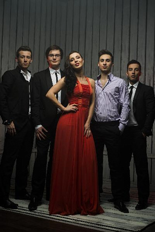 Фото кавер группа rolls band