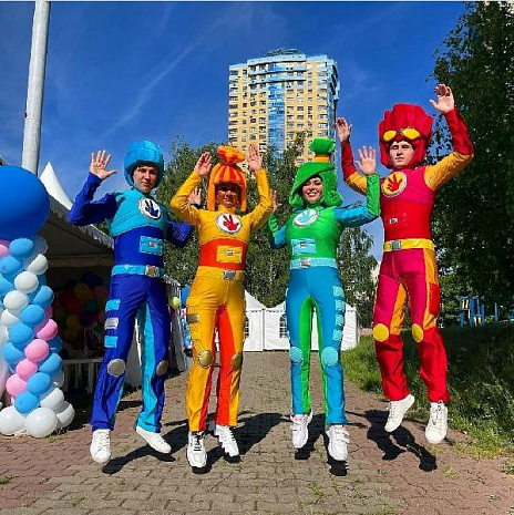 Фото фиолетовый жираф