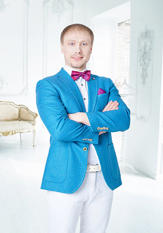Фото ведущий алексей куприянов